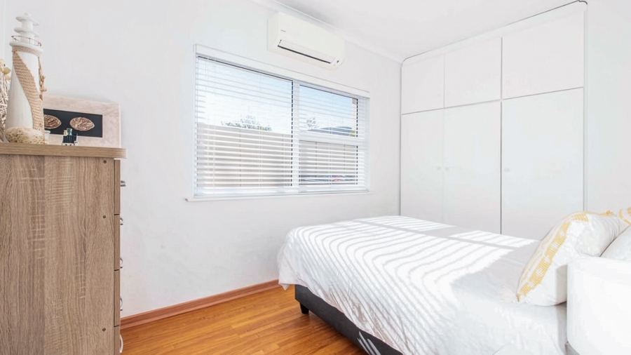 4 Bedroom Property for Sale in Welgelegen Western Cape